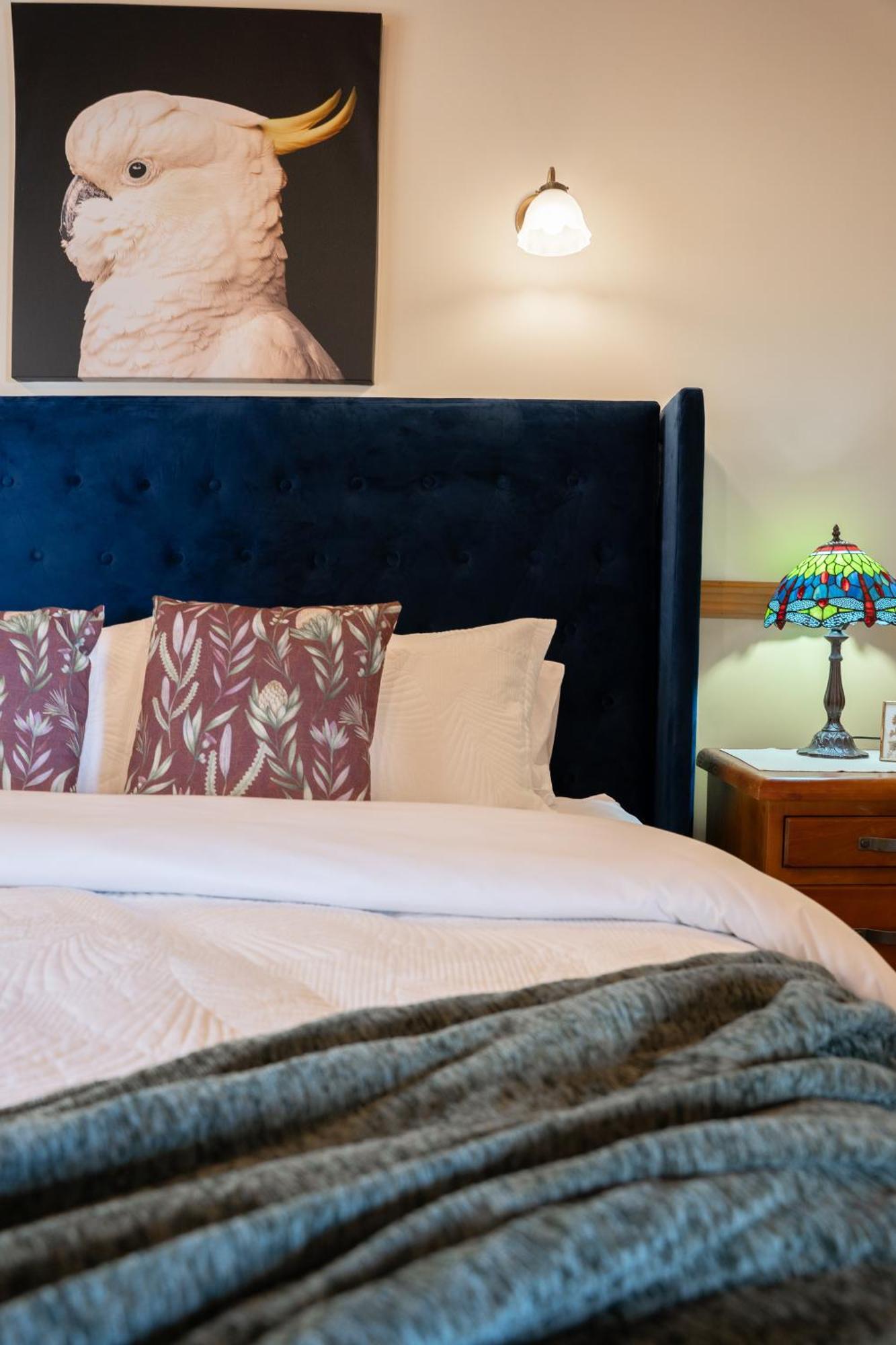 Cockatoo Room